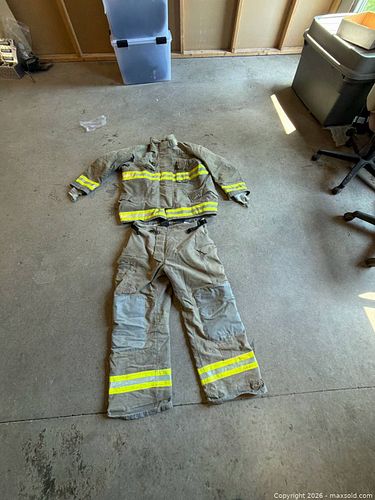 InnoTex Firefighter Jacket & Pants with Suspenders (1 of 12)
