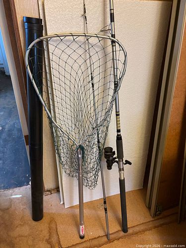Spinning Fishing Rod with Reel, Landing Net and Rod Tube (1 of 7)