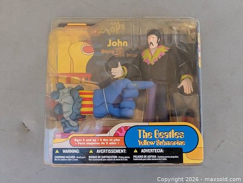 Lot #33 (1 of 13)