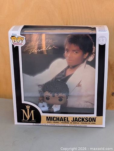 Lot #34 (1 of 13)