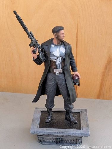 Lot #52 (1 of 13)