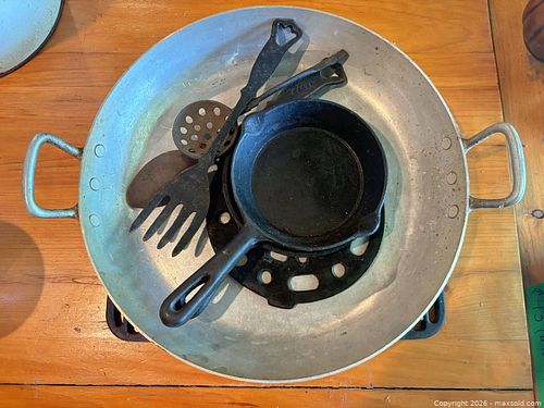 Lot #50 (1 of 16)