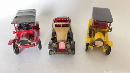Lot #26 (1 of 18)