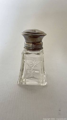 Lot #24 (1 of 6)