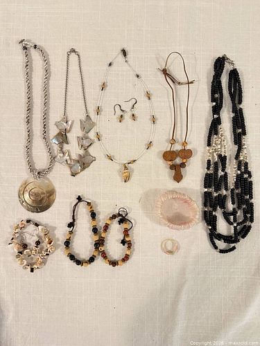 Assorted Costume Jewelry Lot, 11 Pieces – Bohemian/Casual (1 of 12)