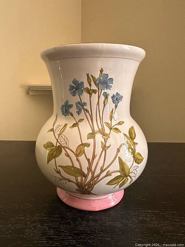 Lot #34 (1 of 8)