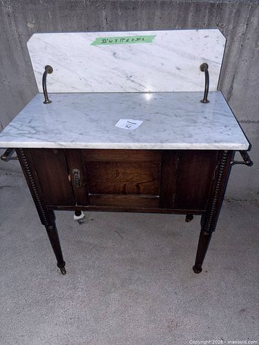 Lot #52 (1 of 5)