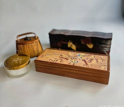 Lot #30 (1 of 9)