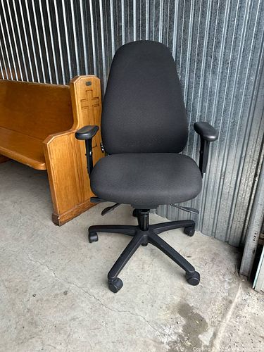 Lot #6 (1 of 8)