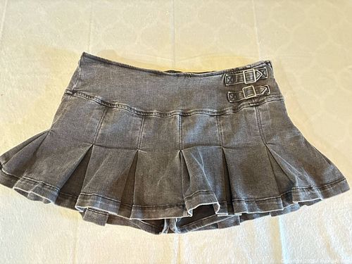 Lot #22 (1 of 6)