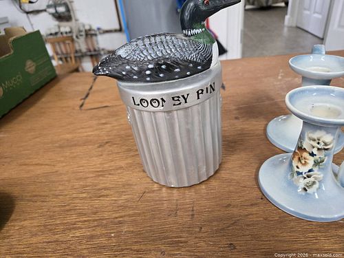 Lot #60 (1 of 7)