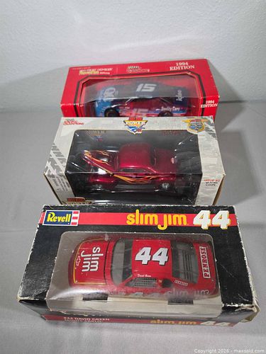 Lot #62 (1 of 10)