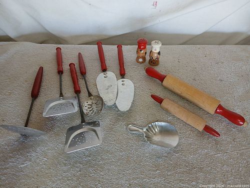Lot #17 (1 of 8)