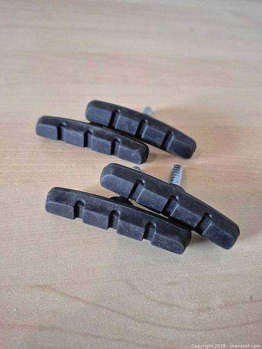 2 Pairs of New Bike Brake Pads (1 of 3)
