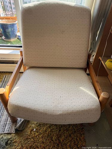 Vintage Armchair B  (1 of 11)