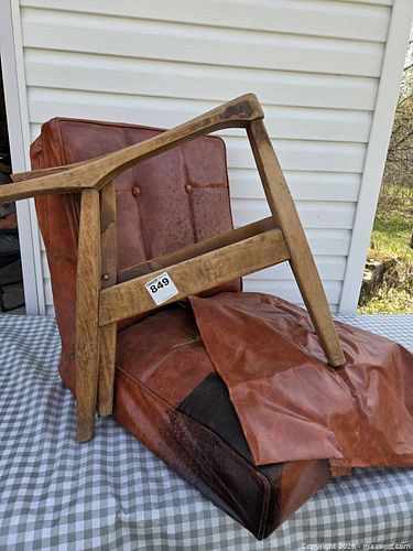 Lot #849 (1 of 6)