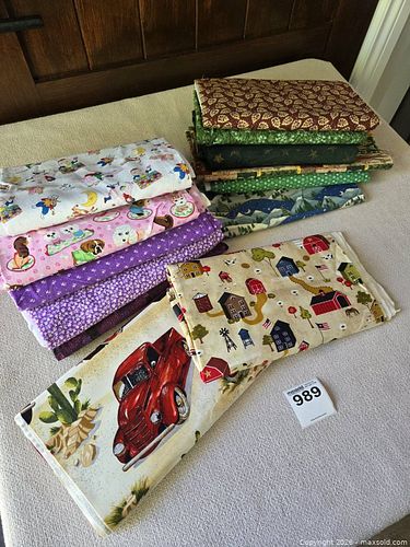Lot #989 (1 of 3)