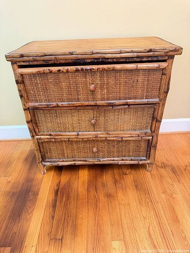 Lot #32 (1 of 5)