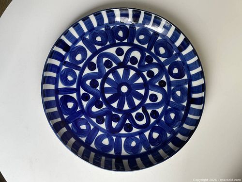 Lot #30 (1 of 8)