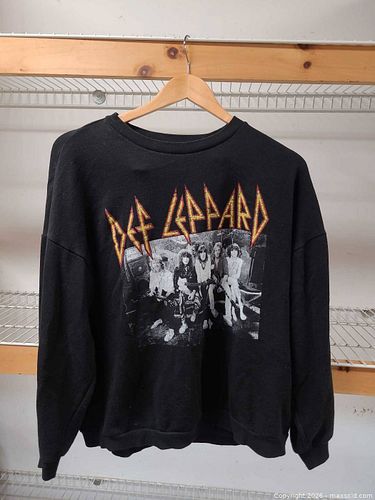 Lot #422 (1 of 4)