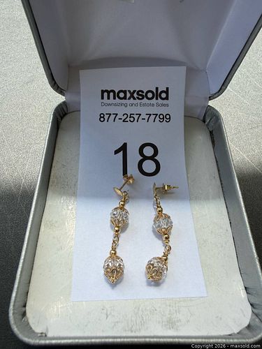Lot #18 (1 of 8)