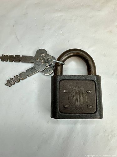 Lot #47 (1 of 5)