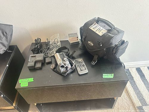 Lot #920 (1 of 12)