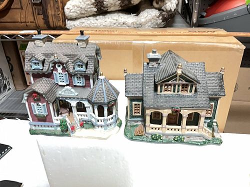 Lot #32 (1 of 4)