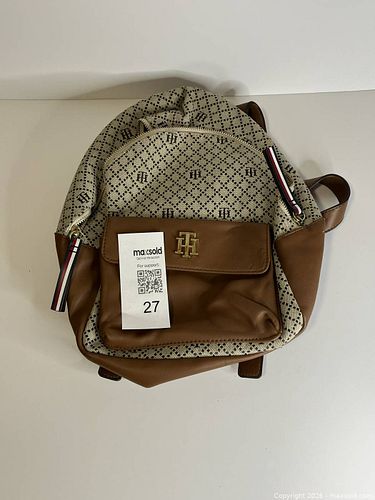 Lot #27 (1 of 8)