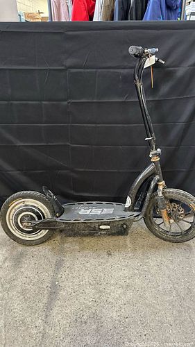 Lot #65 (1 of 7)