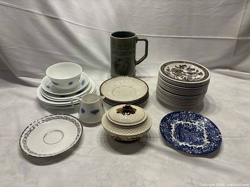 Lot #54 (1 of 15)