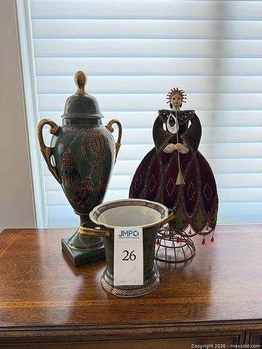 Lot #26 (1 of 7)