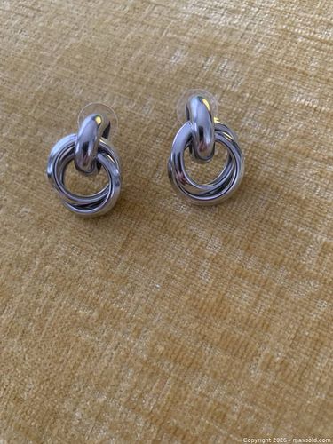 New Silver-Toned Knot Earrings  (1 of 3)