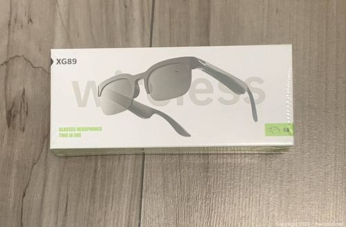 New Wireless Smart Glasses (1 of 5)