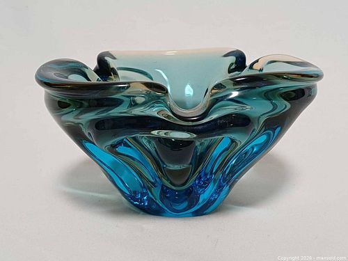 Lot #324 (1 of 6)