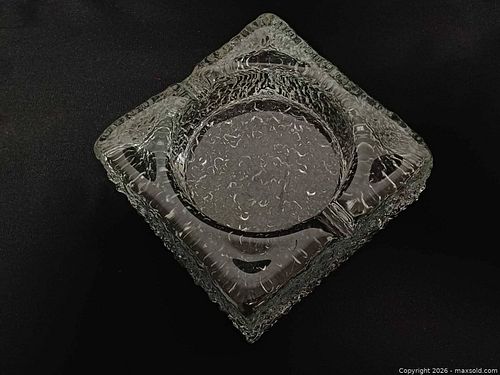 Lot #325 (1 of 5)