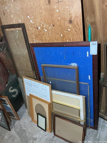 Lot #304 (1 of 12)