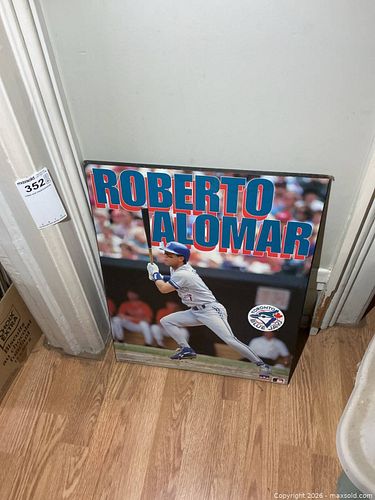 Lot #352 (1 of 5)