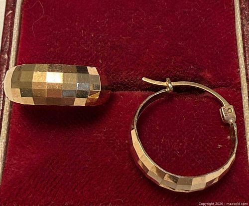 10 Kt Yellow Gold Hoop Earrings (1 of 10)