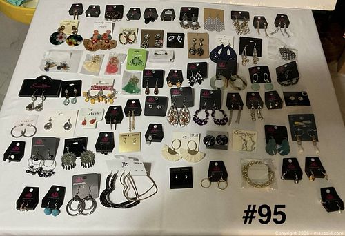 Lot #95 (1 of 11)