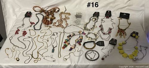 Lot #16 (1 of 9)