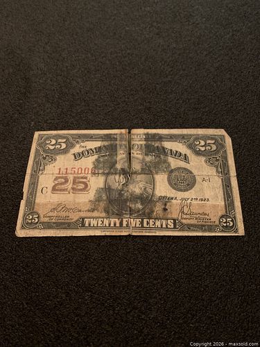 Lot #213 (1 of 13)