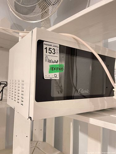 Classic Microwave Oven D (1 of 5)