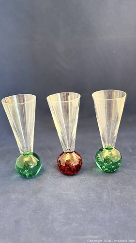 Set of 3 Hand-Blown Cordial Glasses with Bubble-Filled Bases (1 of 5)