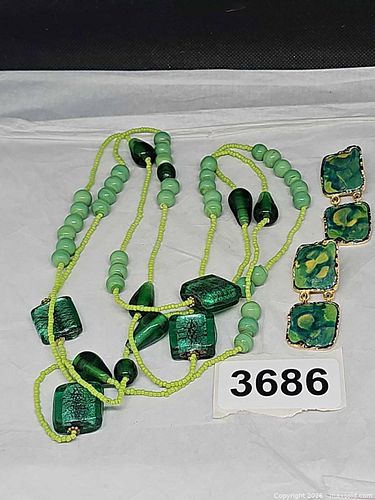 Lot #3686 (1 of 6)