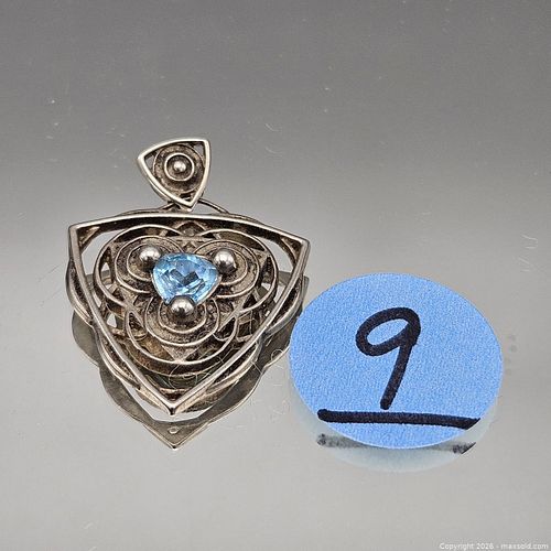 Lot #9 (1 of 4)