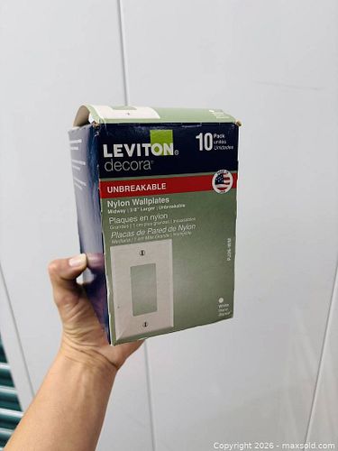 Lot #28 (1 of 5)