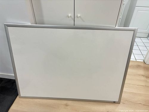 Lot #20 (1 of 4)
