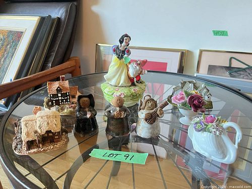 Ceramic Figurines And More (1 of 13)