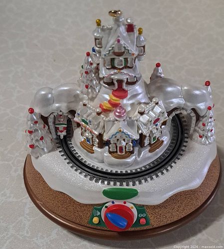 Lot #32 (1 of 6)